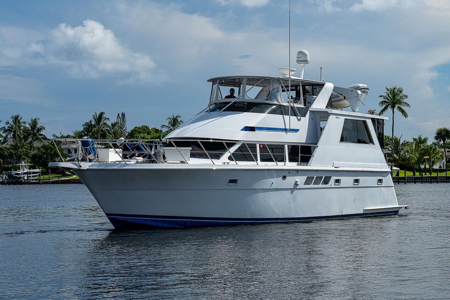 1999 Hatteras 52 Motor Yacht