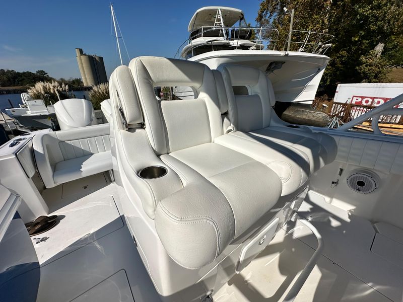 2015 Intrepid 375 Center Console