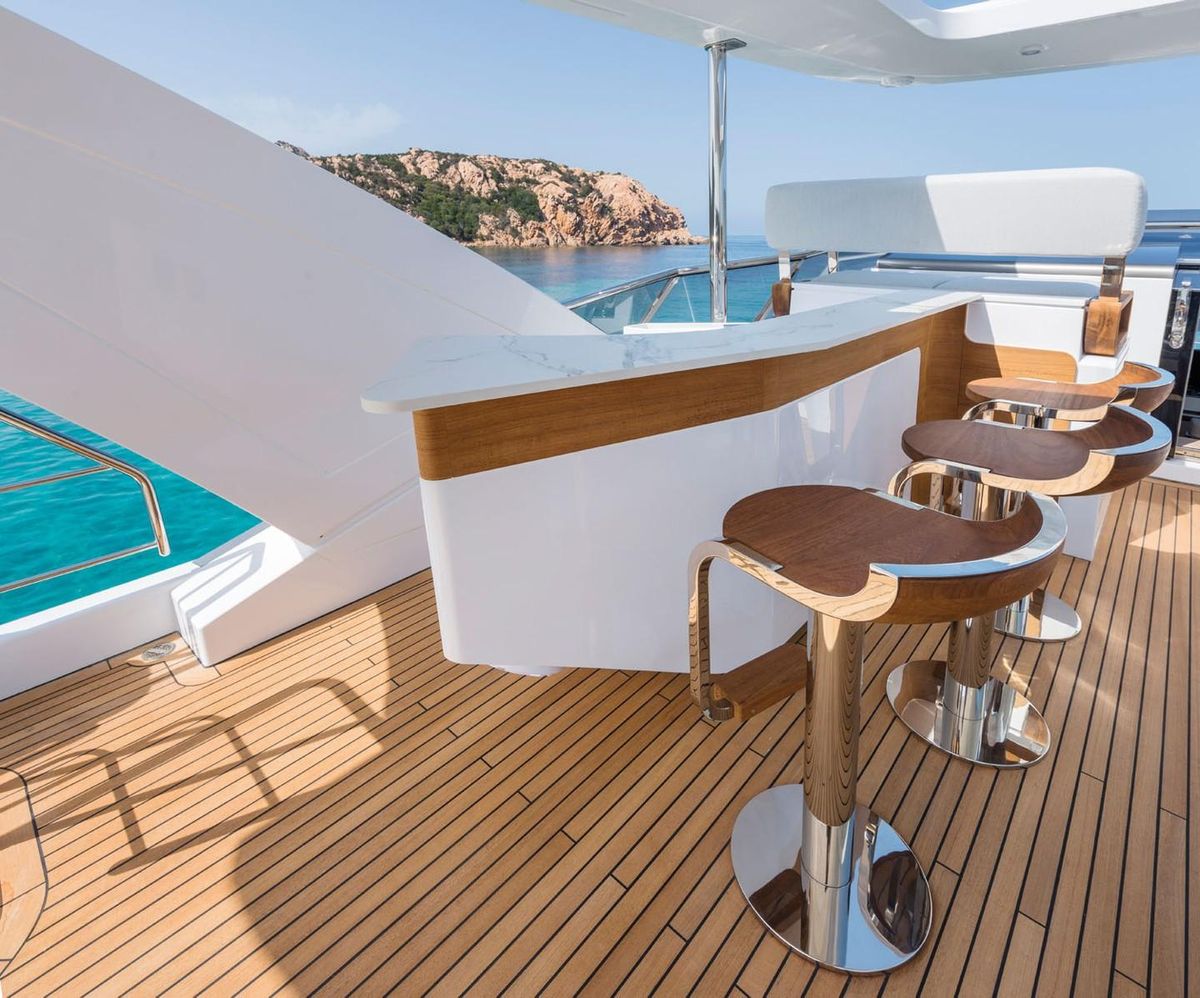 2022 Azimut 87 