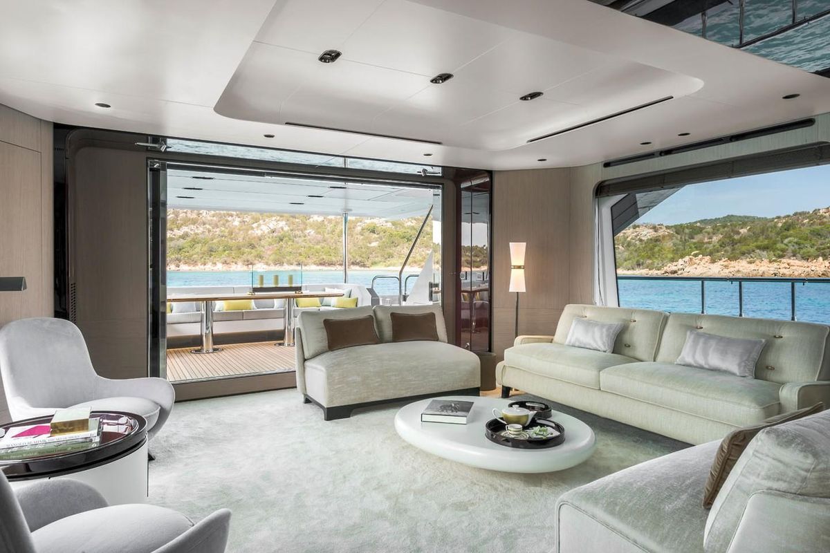 2022 Azimut 87 