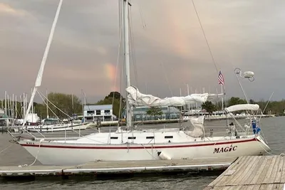 Canadian Sailcraft 36