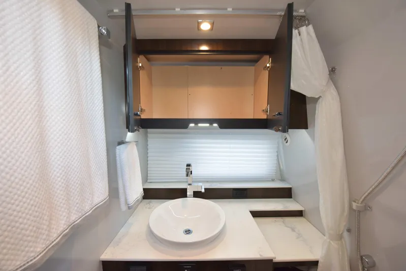 Sea Ya Later Yacht Photos Pics 