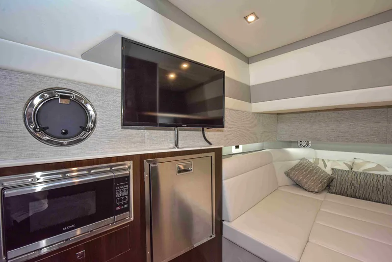 Sea Ya Later Yacht Photos Pics 