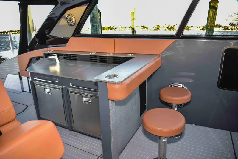 Sea Ya Later Yacht Photos Pics 