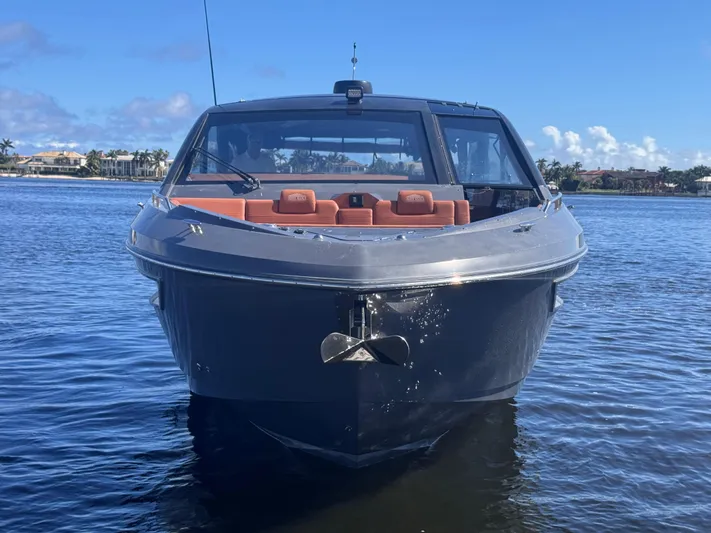Sea Ya Later Yacht Photos Pics 2021 Cruisers Yachts 42 GLS OB on water, front view, clear sky background.