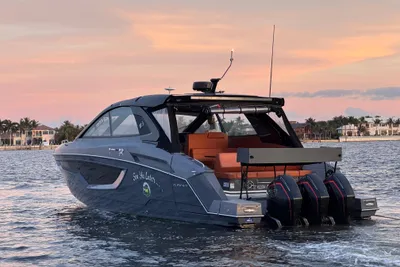 2021 Cruisers Yachts 42 GLS OB