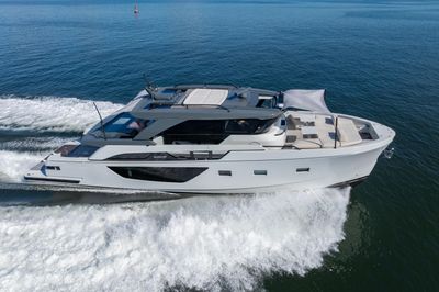 Yacht