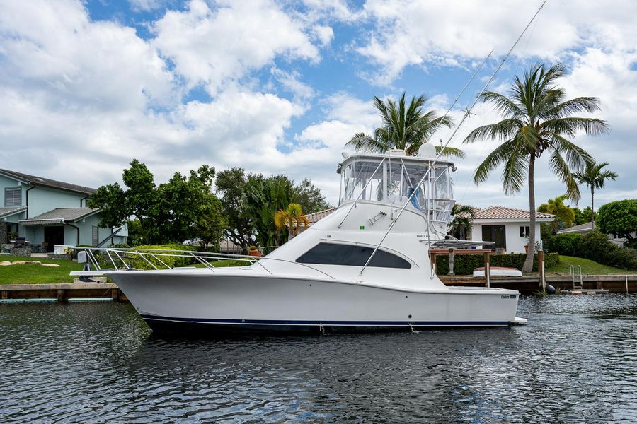 2006 Luhrs 36 Convertible