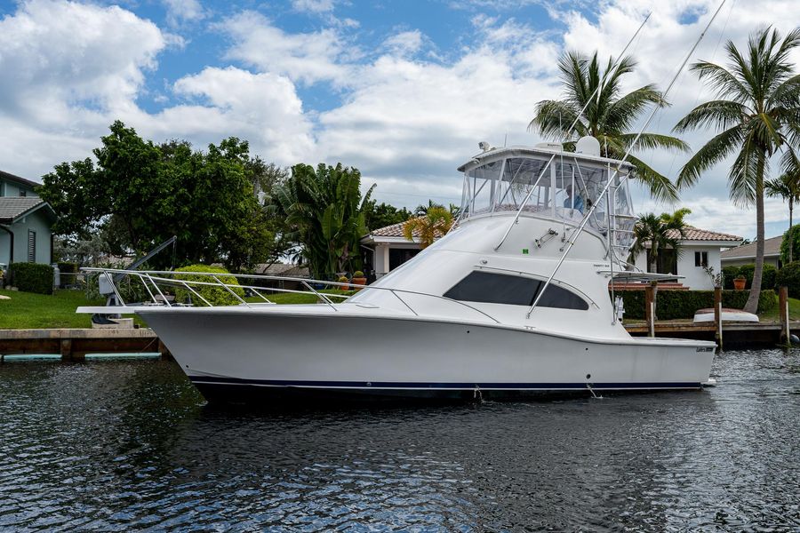 2006 Luhrs 36 Convertible