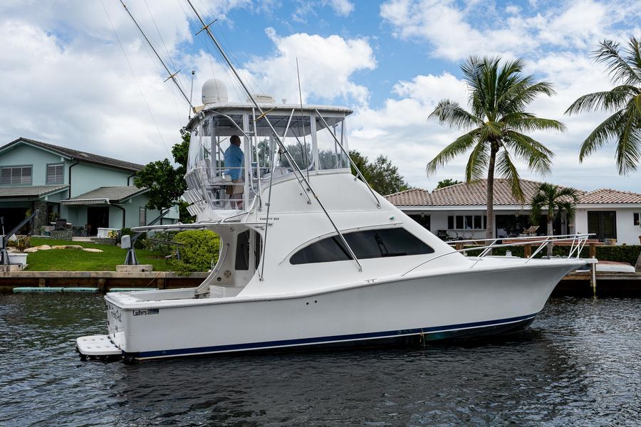 2006 Luhrs 36 Convertible