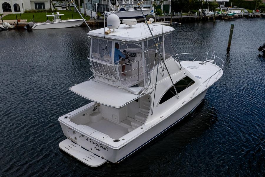 2006 Luhrs 36 Convertible