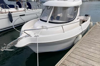 2008 Quicksilver 580 Pilothouse