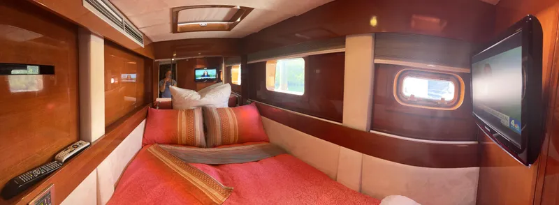 Talon Yacht Photos Pics 