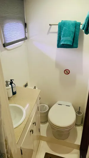 Talon Yacht Photos Pics 