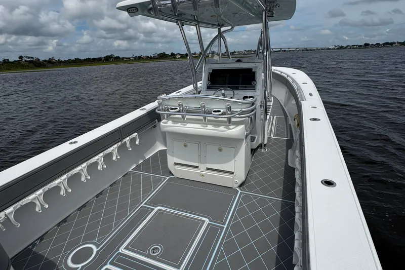  Yacht Photos Pics 2013 SeaHunter 33 Tournament boat interior with sleek design and spacious deck.