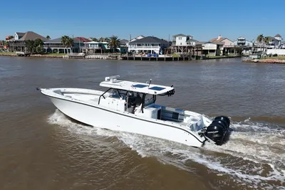 Yellowfin 42 Offshore