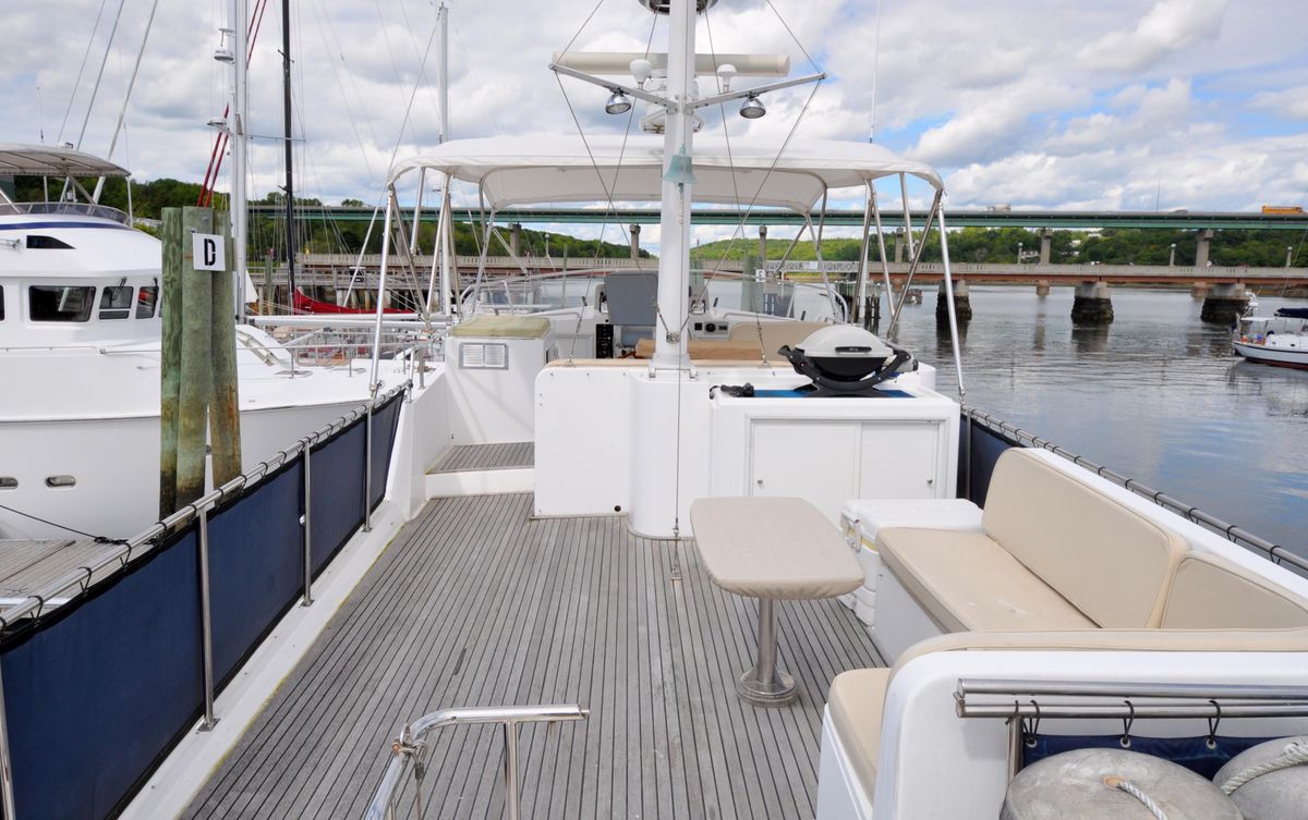 2000 Grand Banks 52 