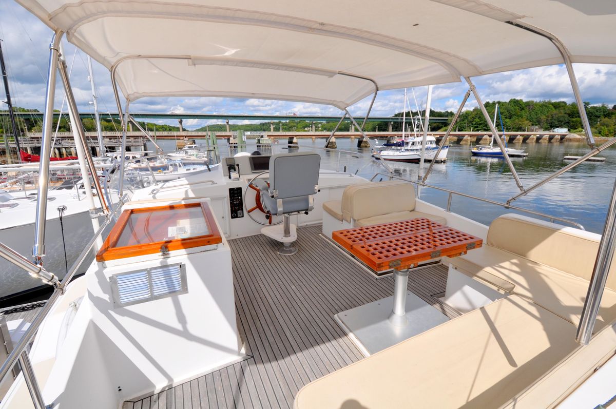2000 Grand Banks 52 