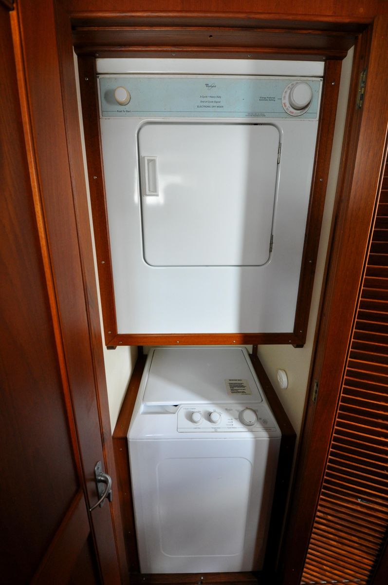 2000 Grand Banks 52 