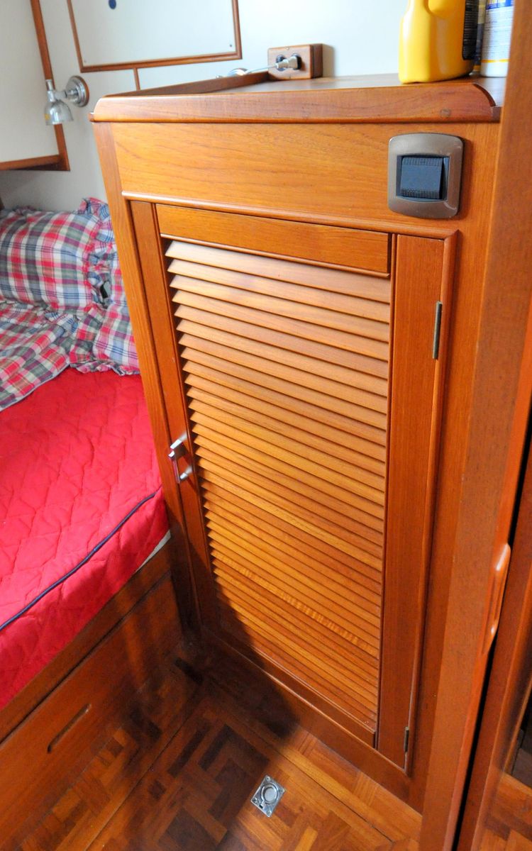 2000 Grand Banks 52 