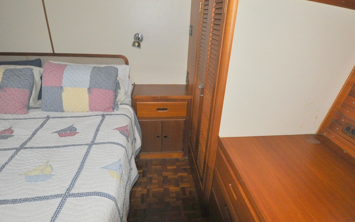 2000 Grand Banks 52 
