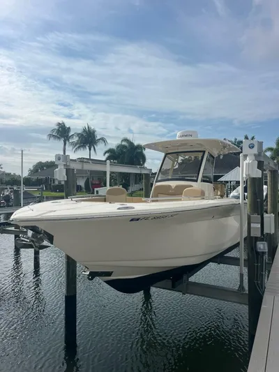 Outnumbered Yacht Photos Pics 