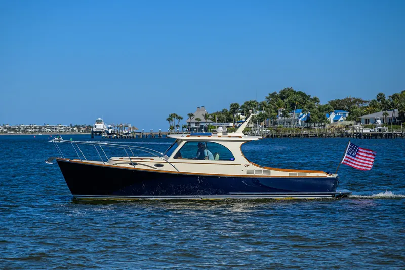 Cara Mia Yacht Photos Pics 