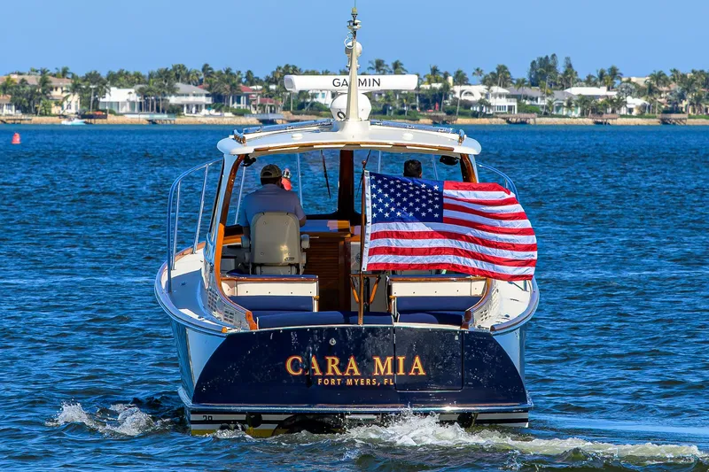 Cara Mia Yacht Photos Pics 