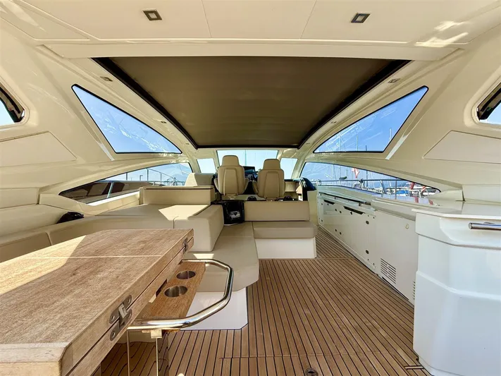  Yacht Photos Pics Cranchi 60 ST - Cockpit