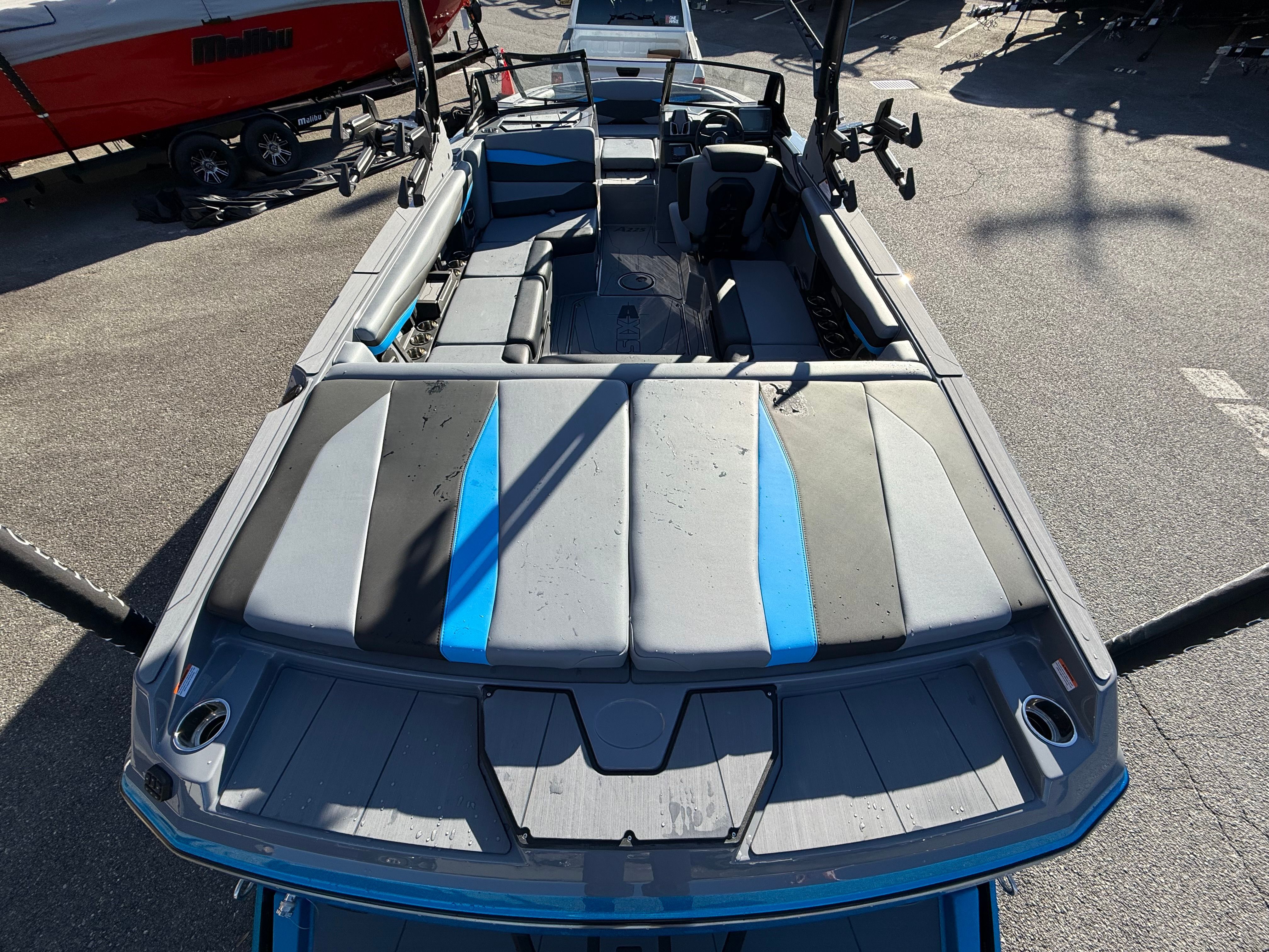 2026 AXIS A225 - Image 8