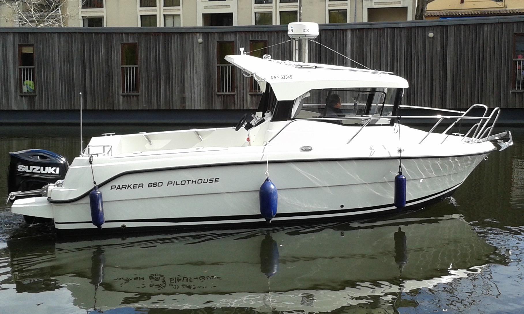 New Parker Parker 660 Pilothouse in 11 - Aude - iNautia