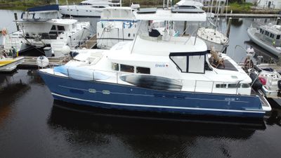 2004 Lagoon 43 PC