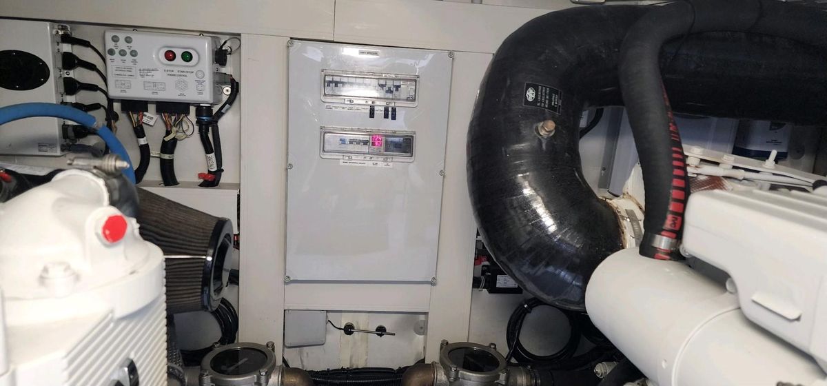 2013 Azimut 45 