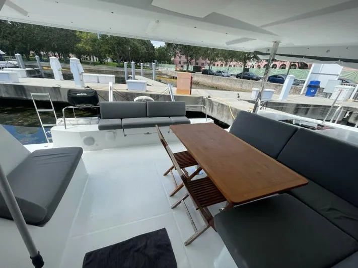 Oasis Yacht Photos Pics 