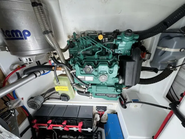 Oasis Yacht Photos Pics 