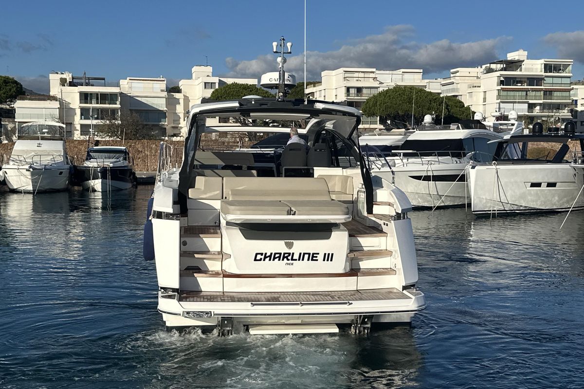 2021 Fairline 46 