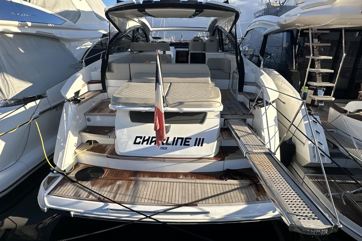 2021 Fairline 46 
