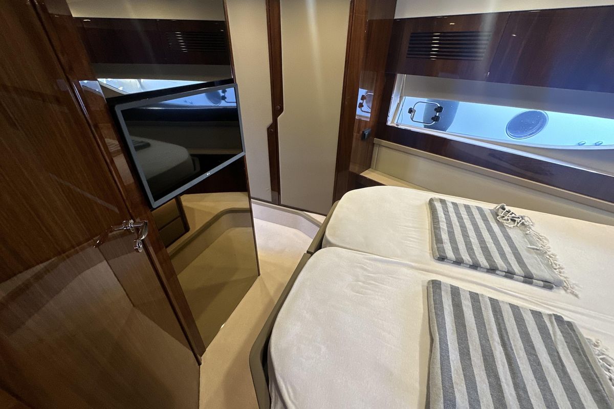 2021 Fairline 46 