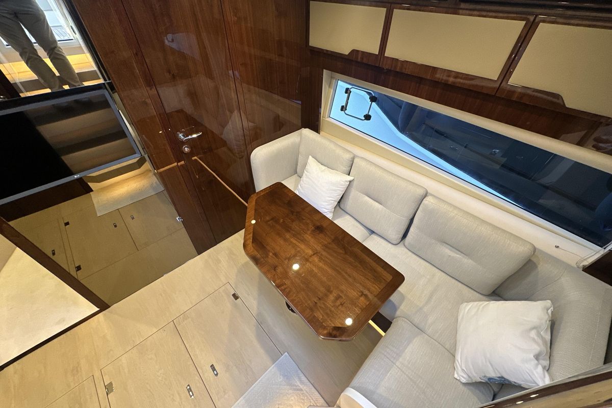 2021 Fairline 46 