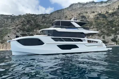 2022 Absolute Navetta 64