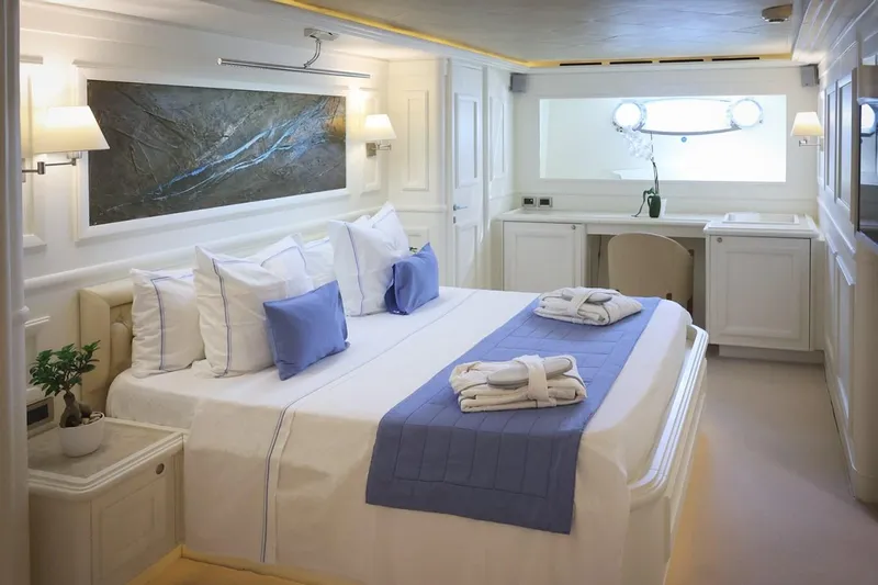  Yacht Photos Pics yacht-ziacanaia-vip-1-sea__sea_charter-4.jpg