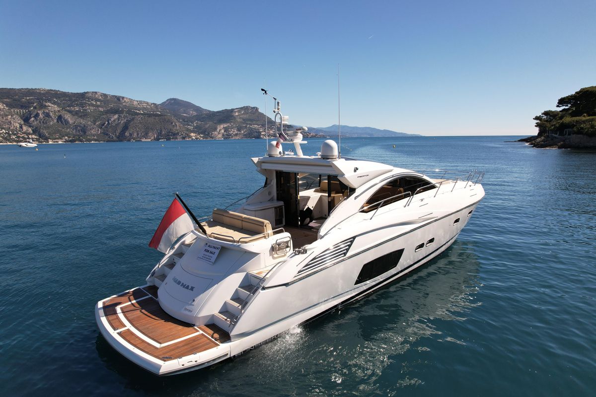 2012 Sunseeker 65 
