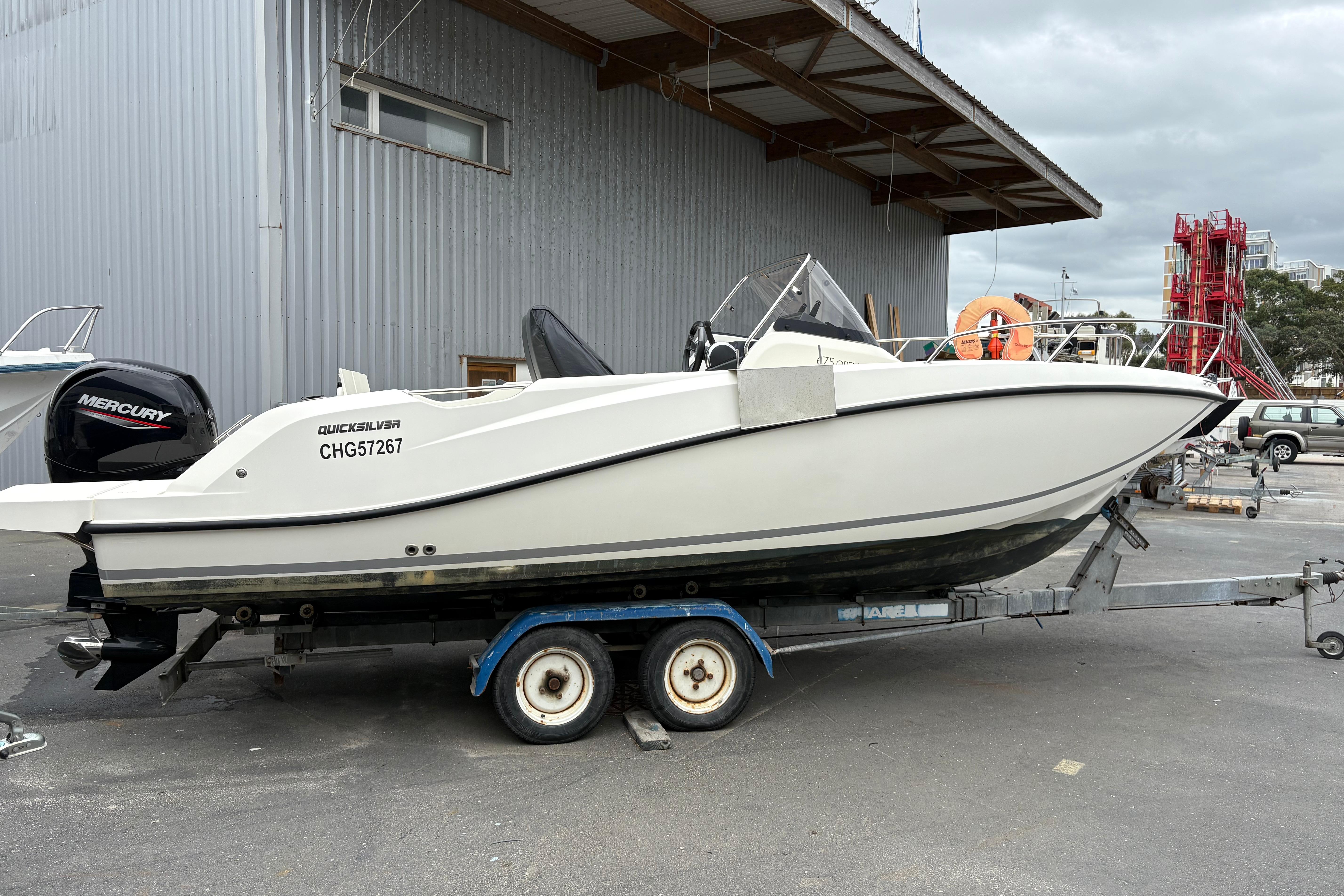 2023 Quicksilver Activ 675 Open