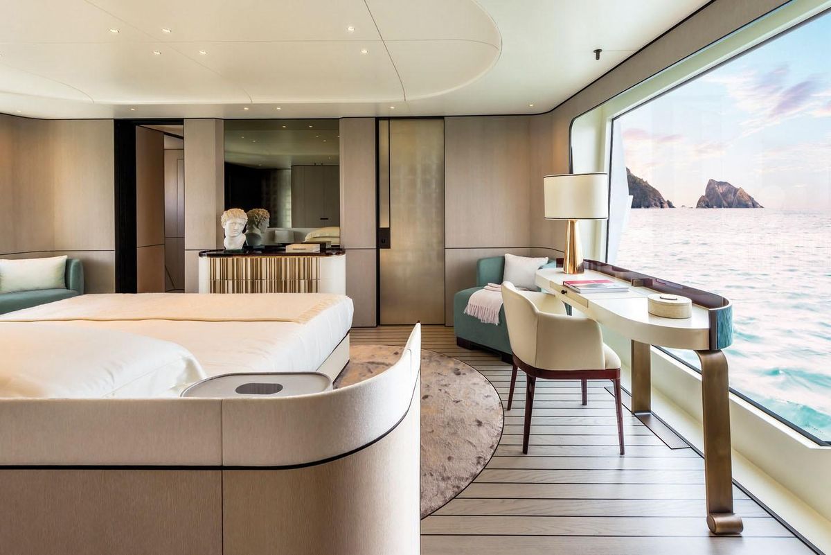 2020 Azimut 114 