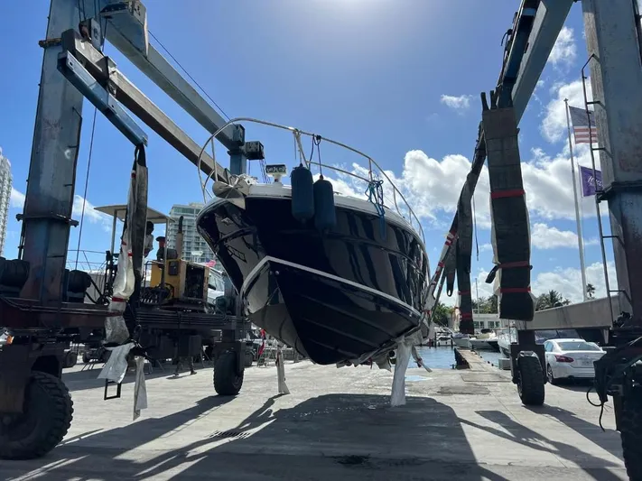 Off Duty Yacht Photos Pics 