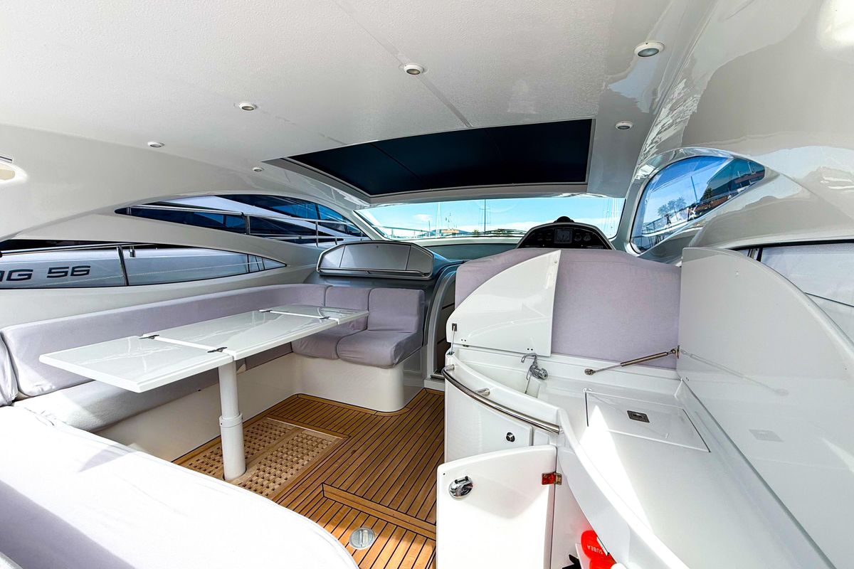 2007 Pershing 49 