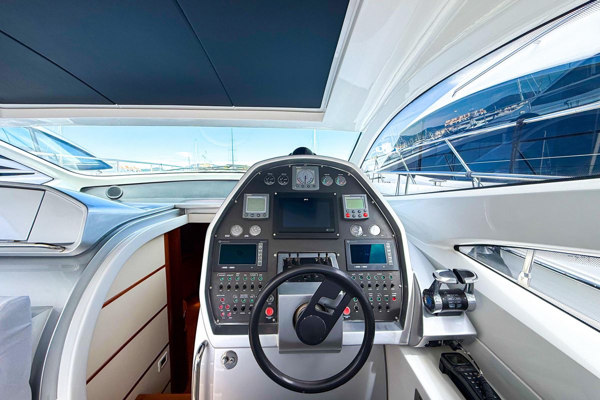 2007 Pershing 49 