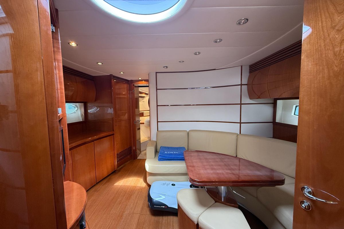 2007 Pershing 49 
