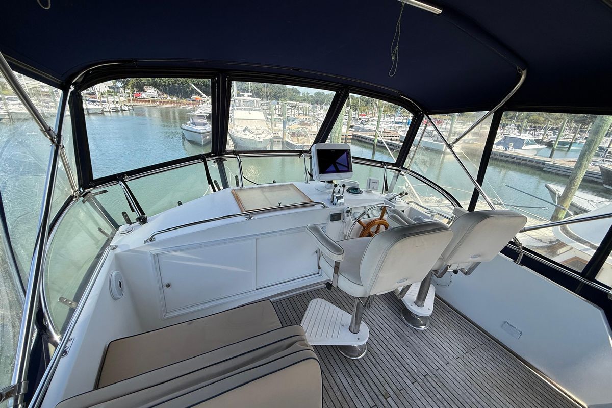 2002 Grand Banks 42 