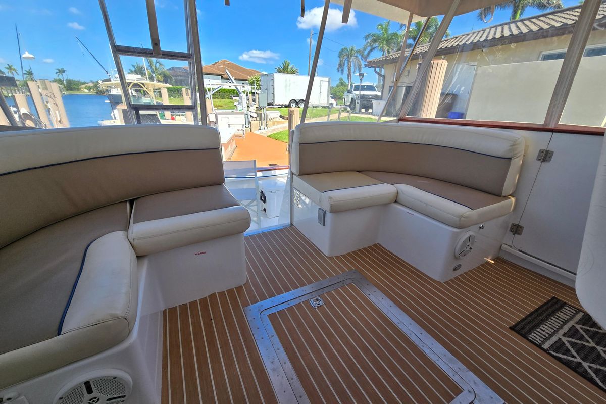 2006 Huckins 44 